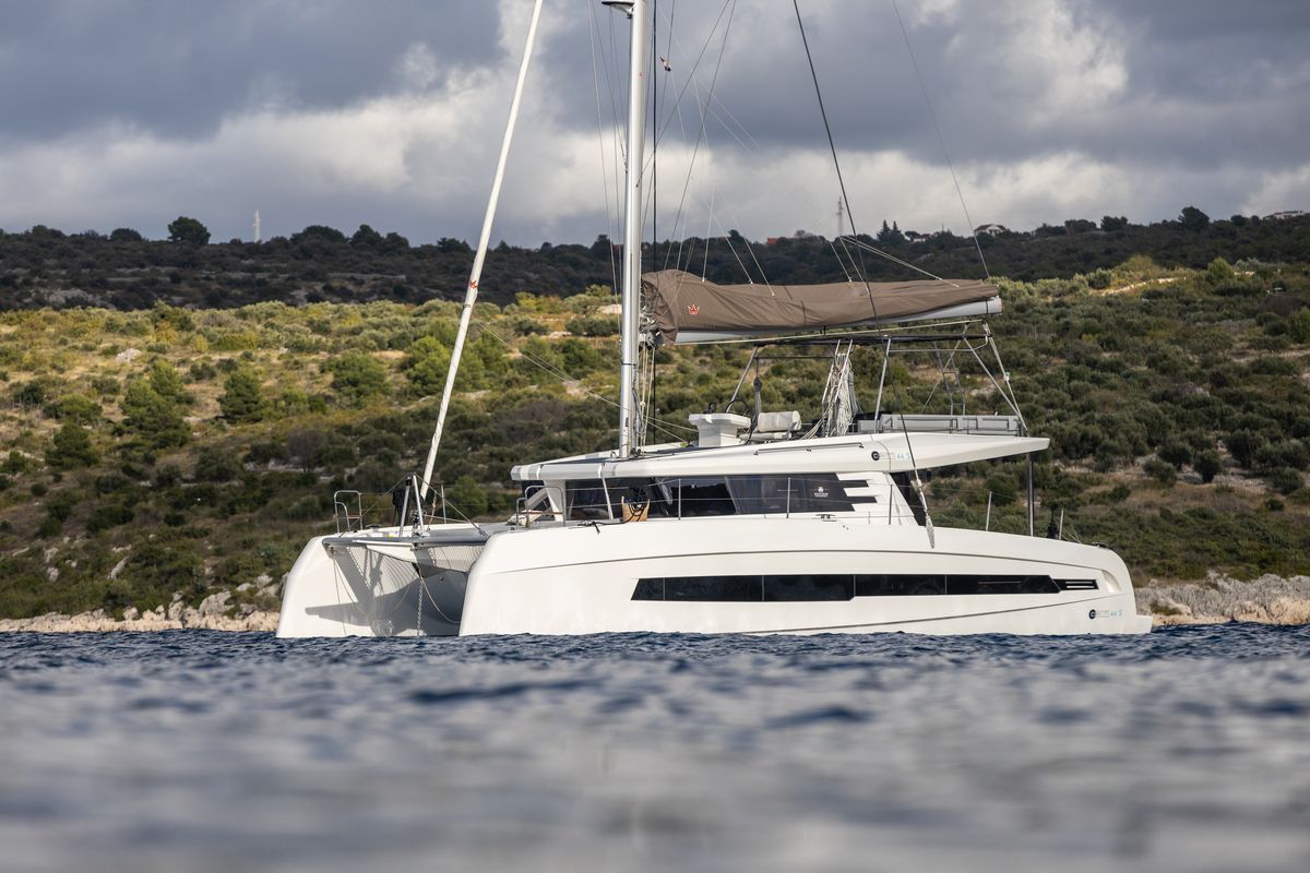 Salon of Dudu, a Cervetti 44 catamaran at Rodi Garganico, Italy