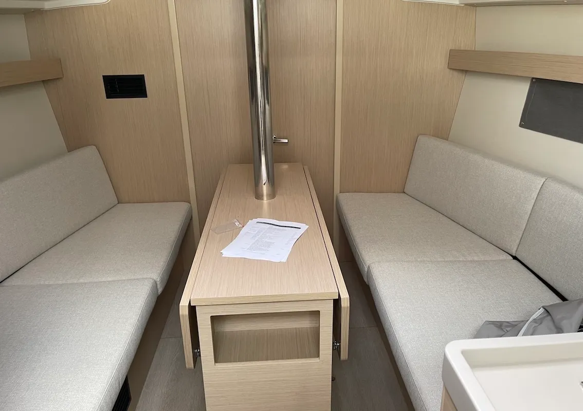 Salon of Philosophie, a Beneteau Oceanis 34.1 sailboat at Baan Salak Phet, Thailand