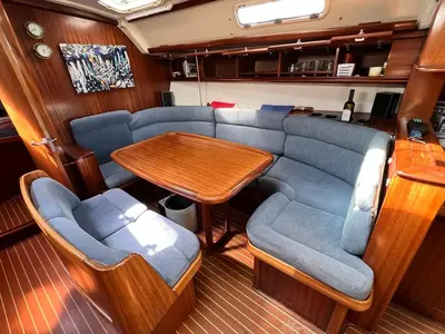 Salon of Meropi, a Bavaria 41 sailboat at Gouvia, Greece