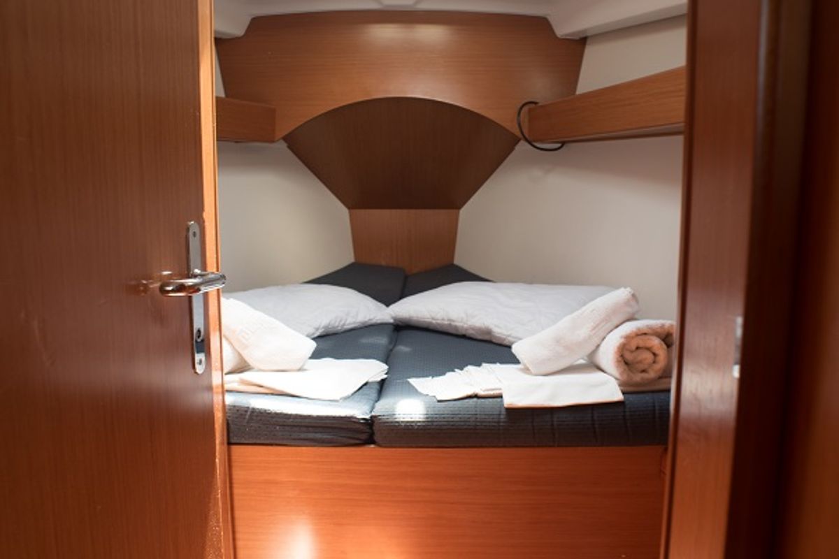 Cabin on GEORGE'S, a Beneteau Cyclades 43.4 sailboat at Municipal Unit of Lefkada, Greece
