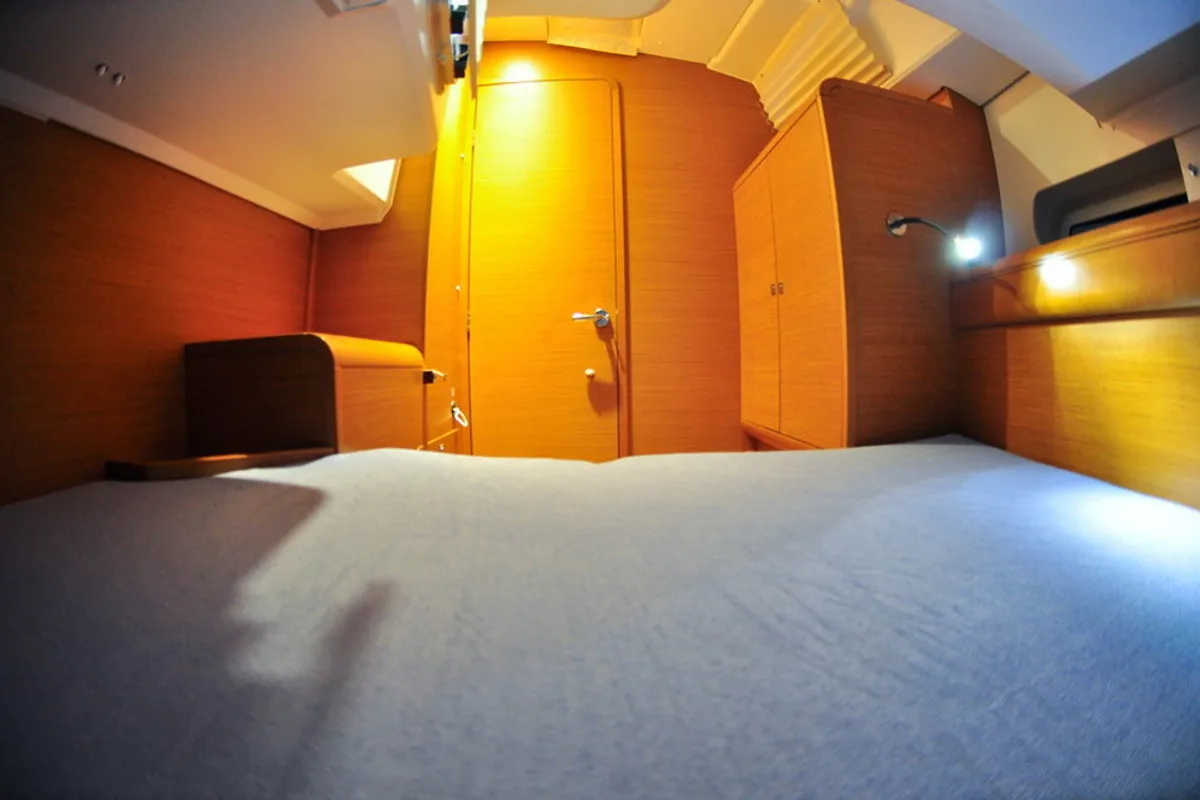 Cabin on Aeriko, a Jeanneau Sun Odyssey 439 sailboat at Athens, Greece