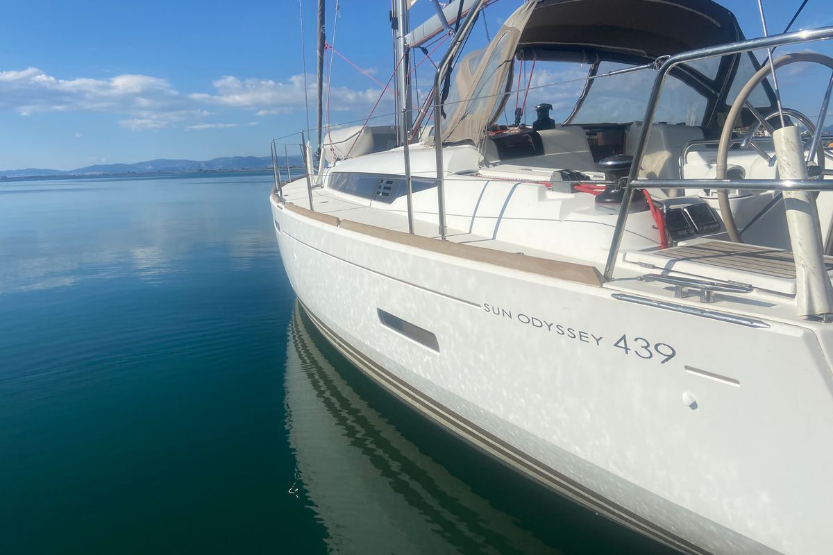Exterior view of Triada, a Jeanneau Sun Odyssey 439 sailboat at Panorama, Greece
