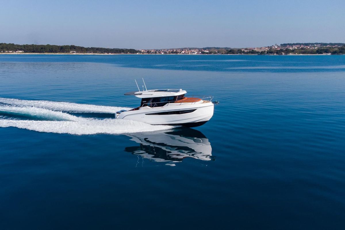 Exterior view of Kavi, a Kavi Yacht Kavi 9 motorboat at Grad Pula, Croatia