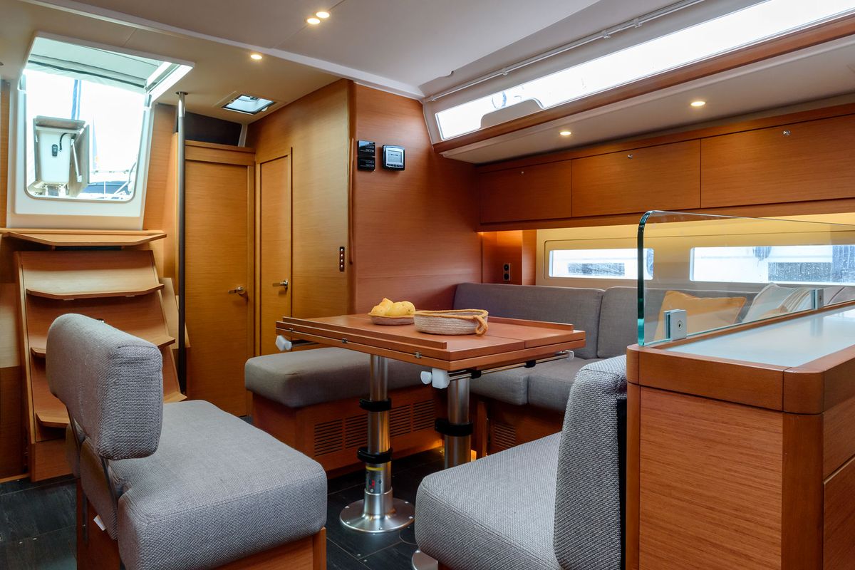 Salon of Olimpia, a Dufour 530 sailboat at Cannigione, Italy