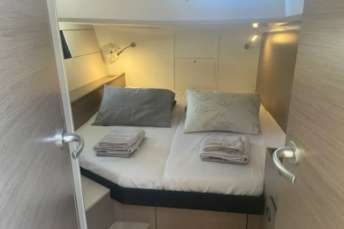 Cabin on Okeanida, a Hanse Yachts Hanse 460 sailboat at Lavreotiki Municipal Unit, Greece
