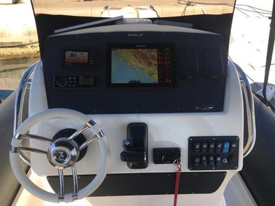 Cockpit of Nuova Jolly Prince 25, a Nuova Jolly Marine Nuova Jolly Prince 25 rib at Grad Biograd na Moru, Croatia