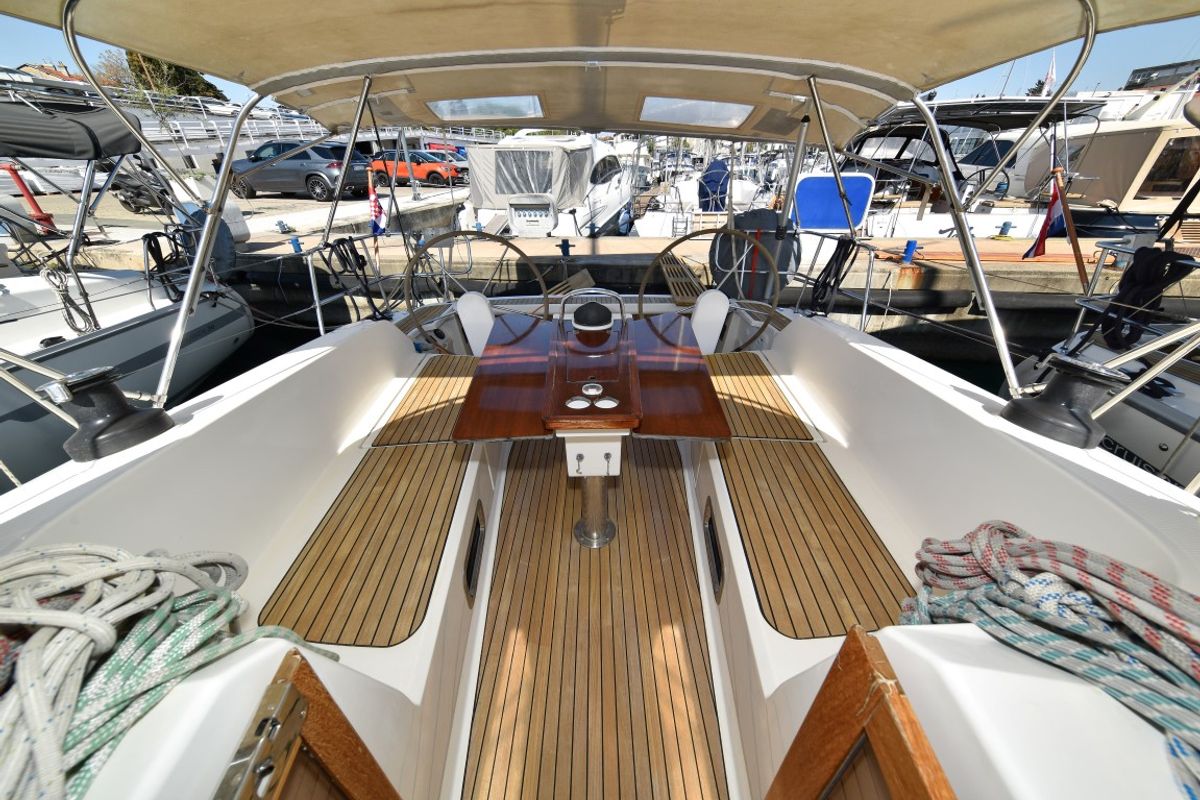 Cockpit of Chill Bill, a Bavaria Cruiser 41 sailboat at Zadar, Croatia
