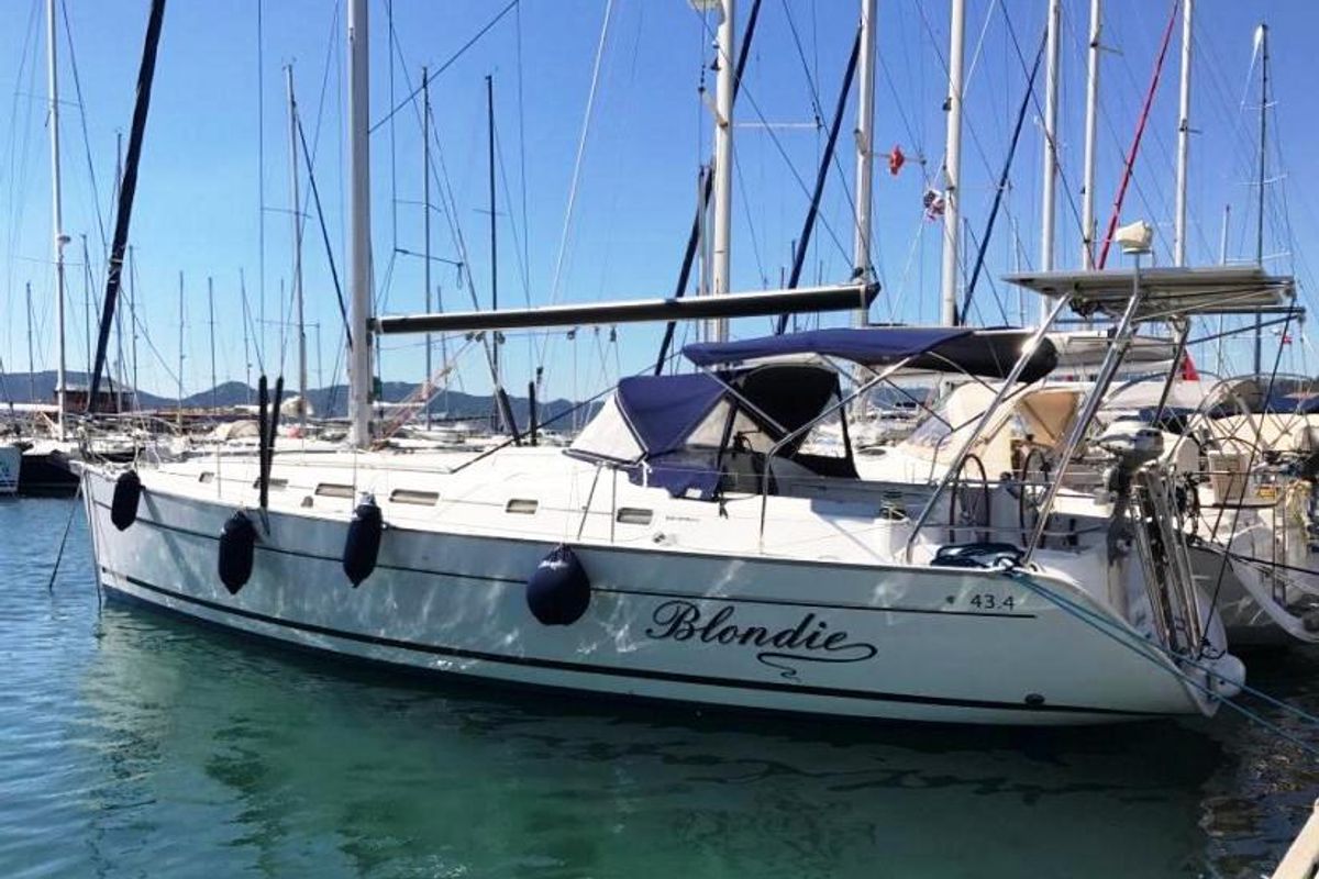 Exterior view of Blondie, a Beneteau Cyclades 43.4 sailboat at Marmaris, Turkey