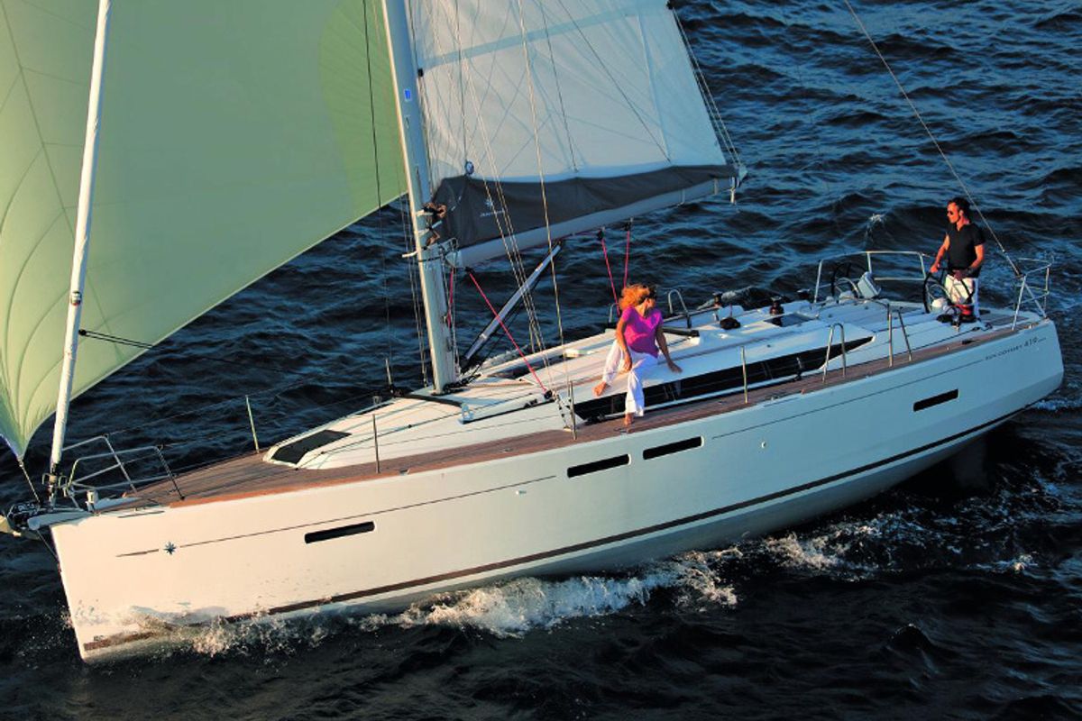 Exterior view of Sunsail 41.1 Classic, a Beneteau Oceanis 411 sailboat at Procida, Italy