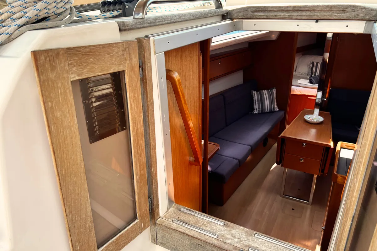 Salon of BRIZO, a Bavaria 33 Cruiser sailboat at Municipal Unit of Ellomenos, Greece