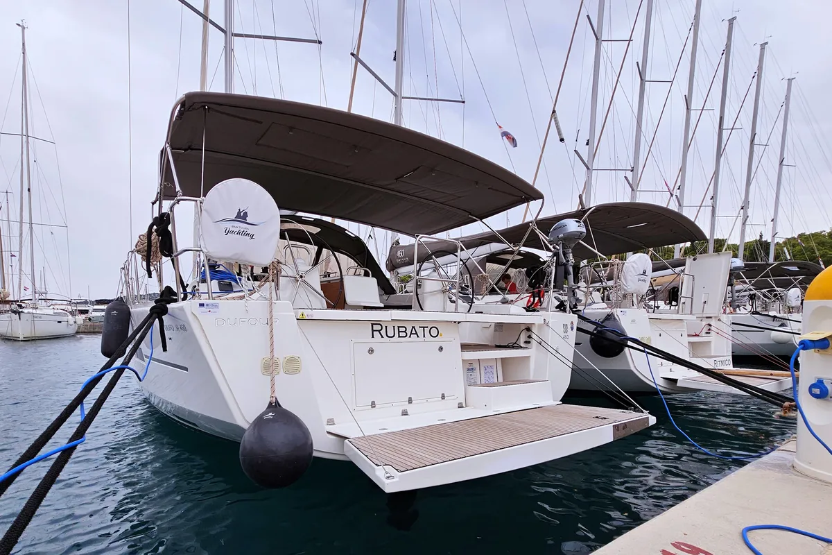 Rubato, a Dufour 460 GL sailboat at Grad Kaštela, Croatia