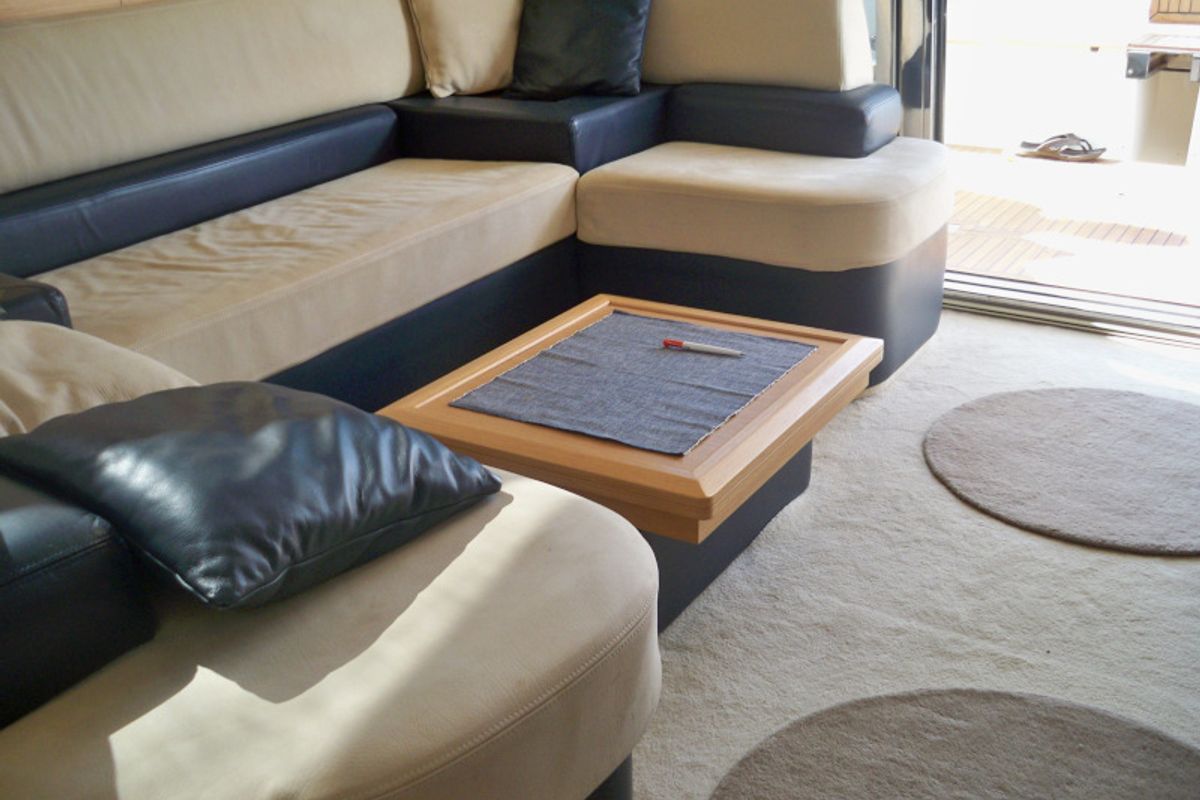 Salon of Lou Ann, a Azimut 43 S motorboat at Seget Donji, Croatia
