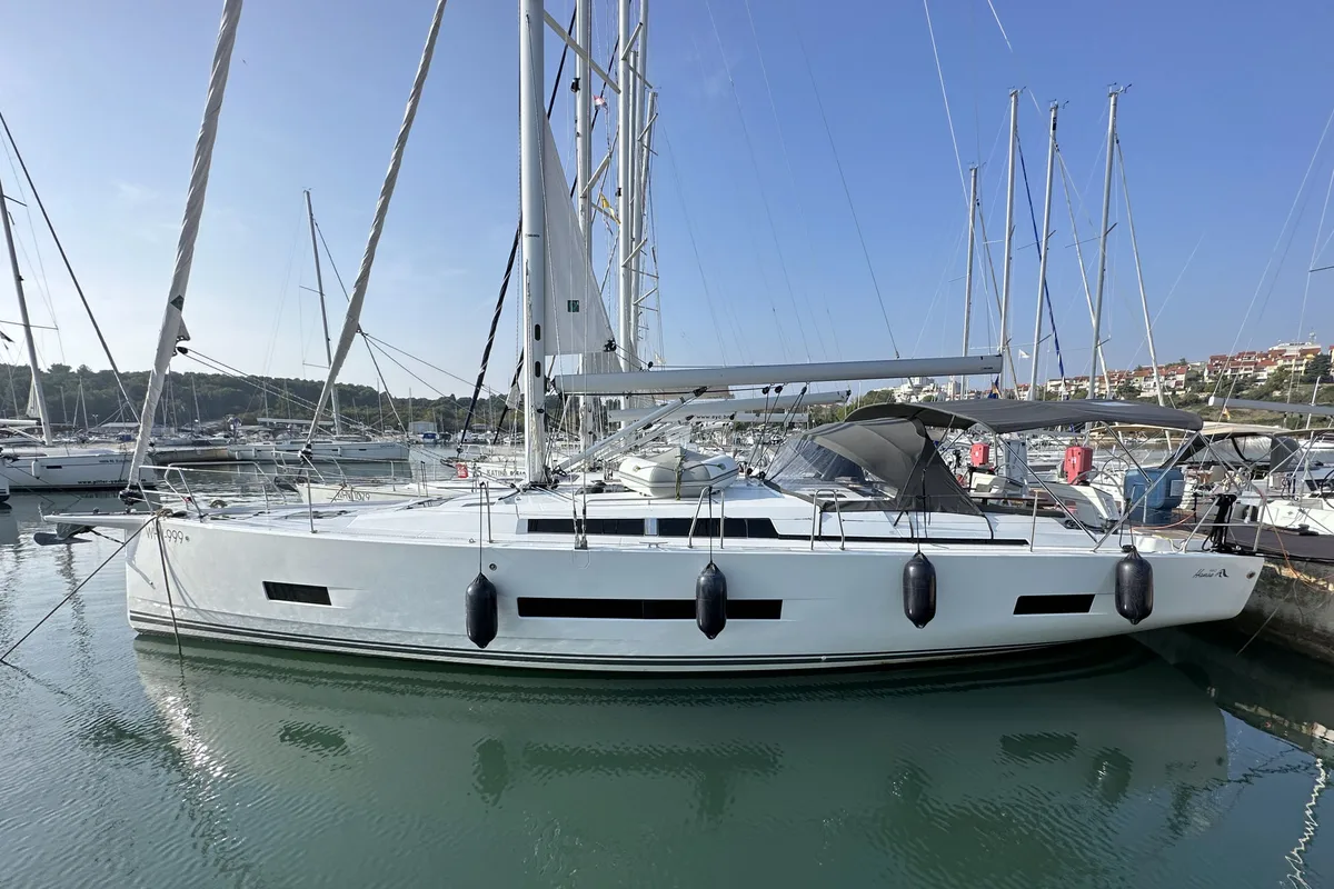 Exterior view of Freebe, a Hanse Yachts Hanse 460 sailboat at Grad Pula, Croatia
