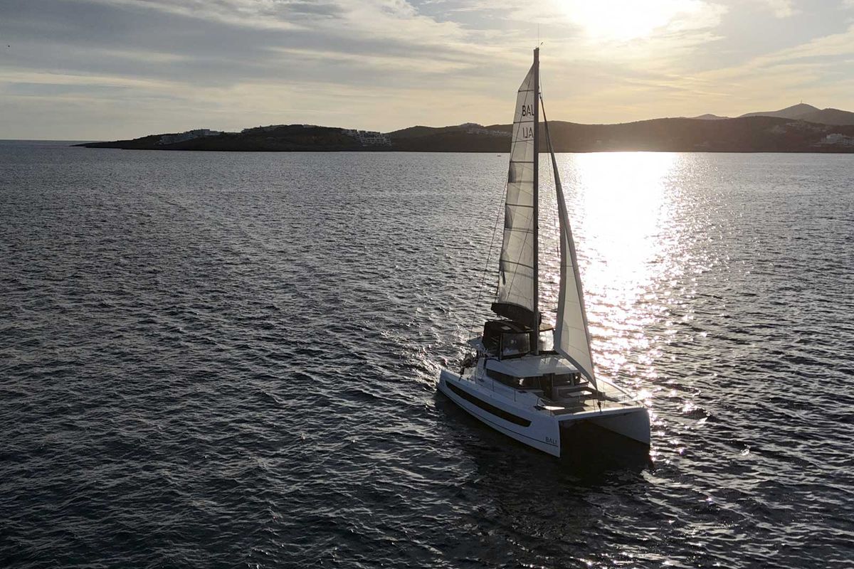 Exterior view of Jeux D'Hiver, a Bali 4.2 catamaran at Lavreotiki Municipal Unit, Greece