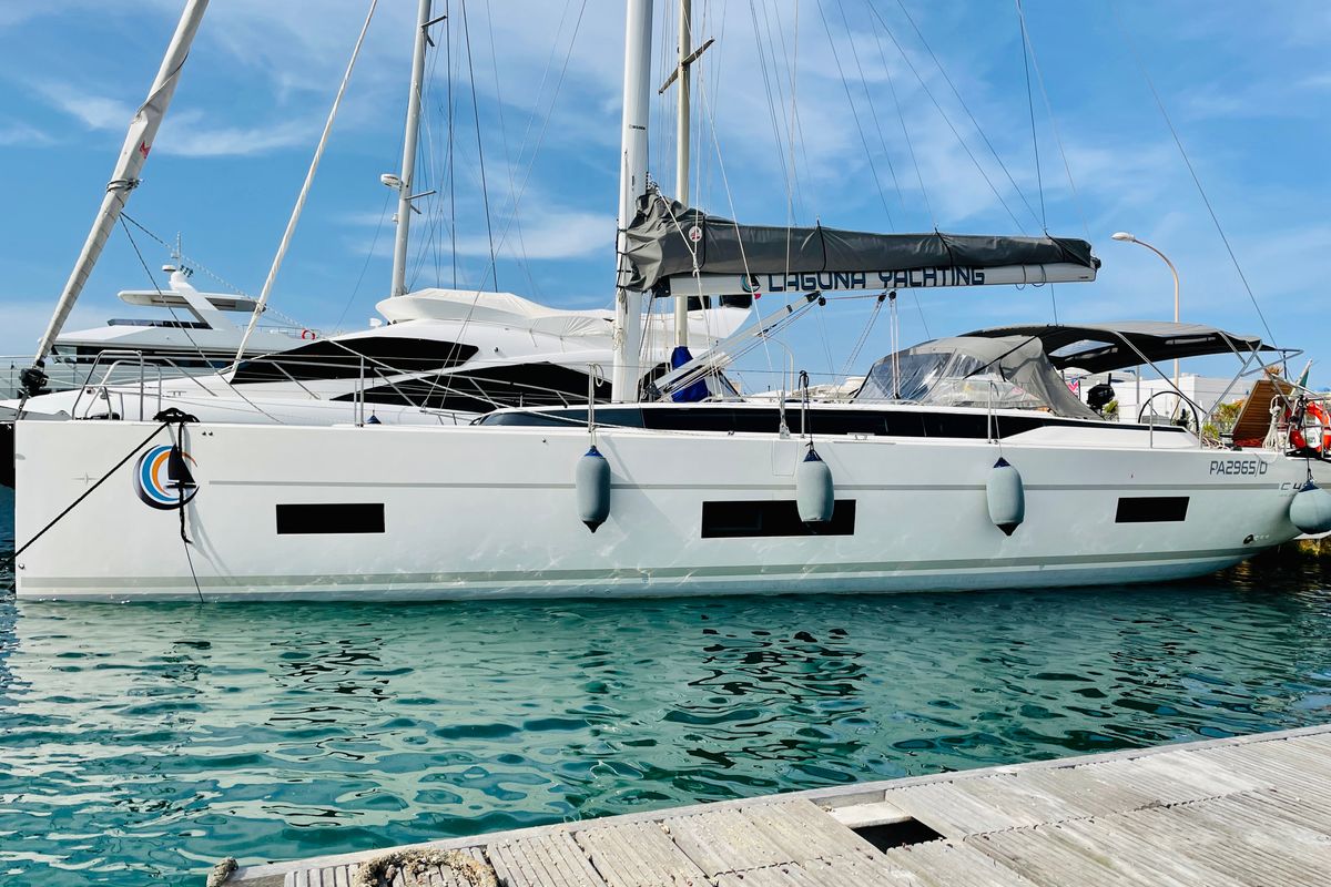 Exterior view of Red Horizon, a Bavaria C45 sailboat at Palermo, Italy