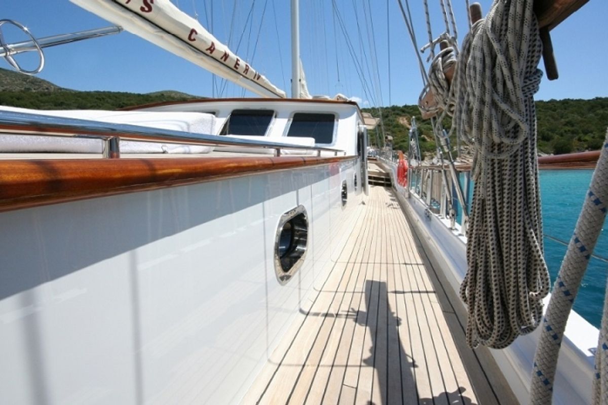 Deck of Caner 4, a Custom Made Caner 4 yacht at Bodrum, Turkey
