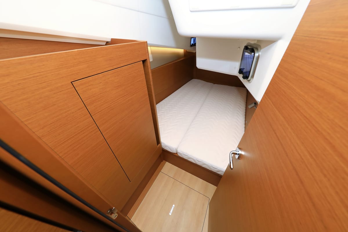 Cabin on Vague, a Jeanneau Sun Odyssey 410 sailboat at Zadar, Croatia