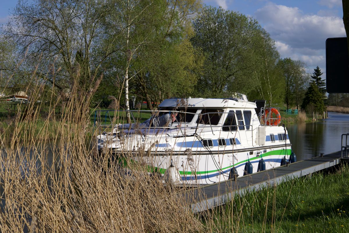 Exterior view of Gaia, a Gulet Tarpon 37 DP motorboat at Lübz, Germany