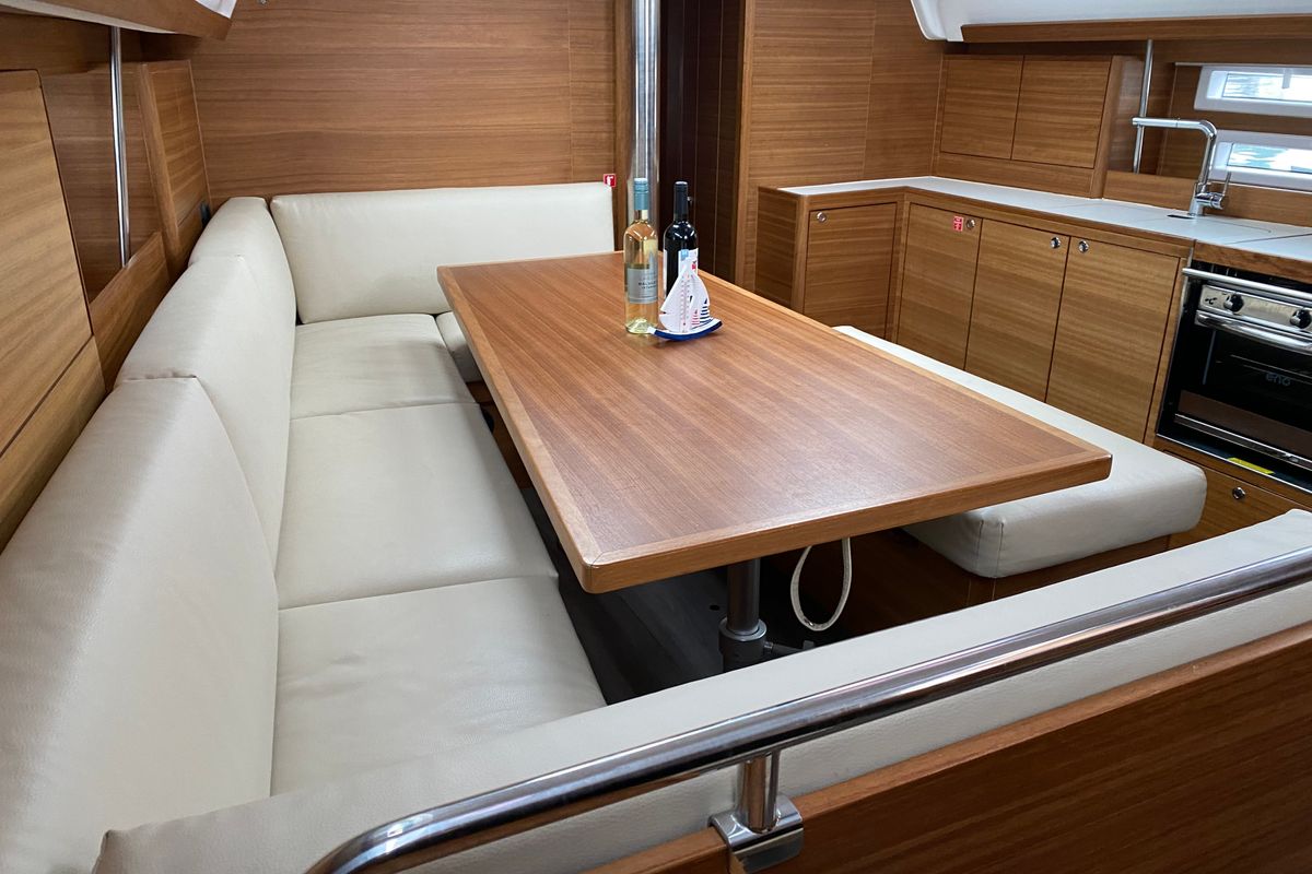 Salon of VIKI, a Elan Impression 45.1 sailboat at Grad Pula, Croatia