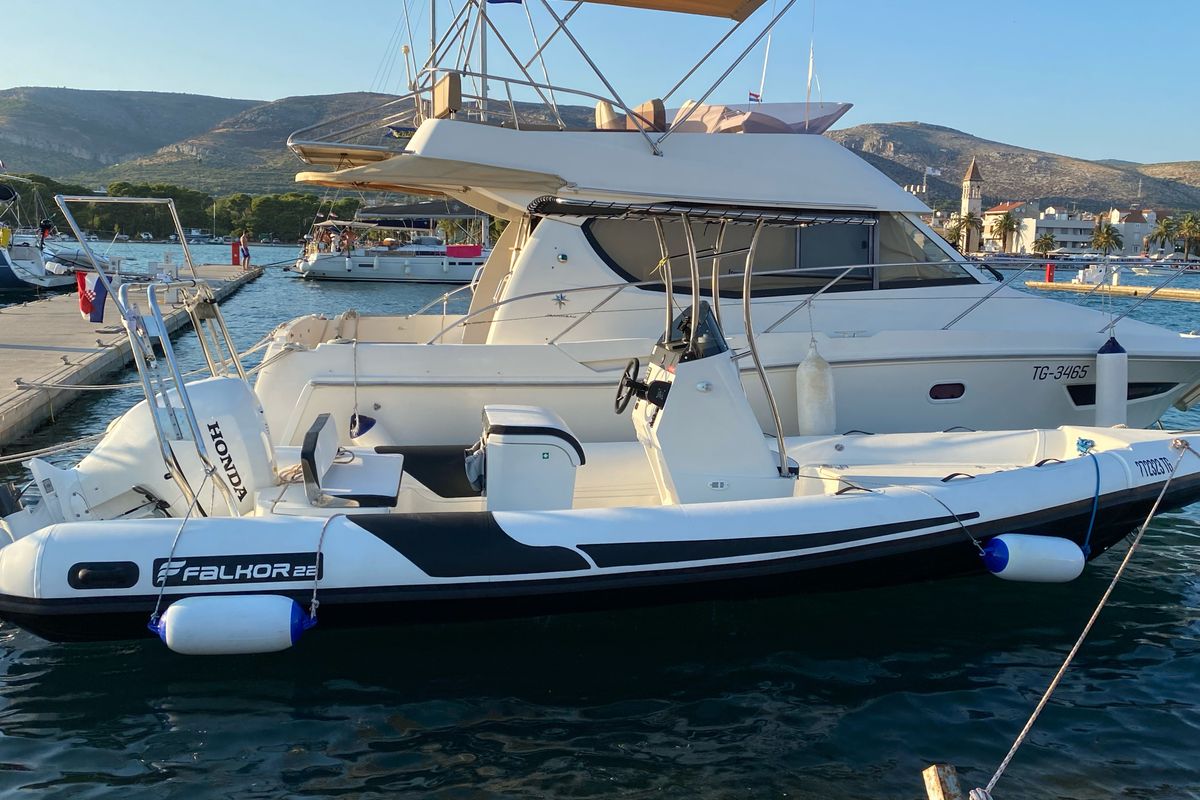 Exterior view of Falkor, a Falkor 22 motorboat at Grad Trogir, Croatia