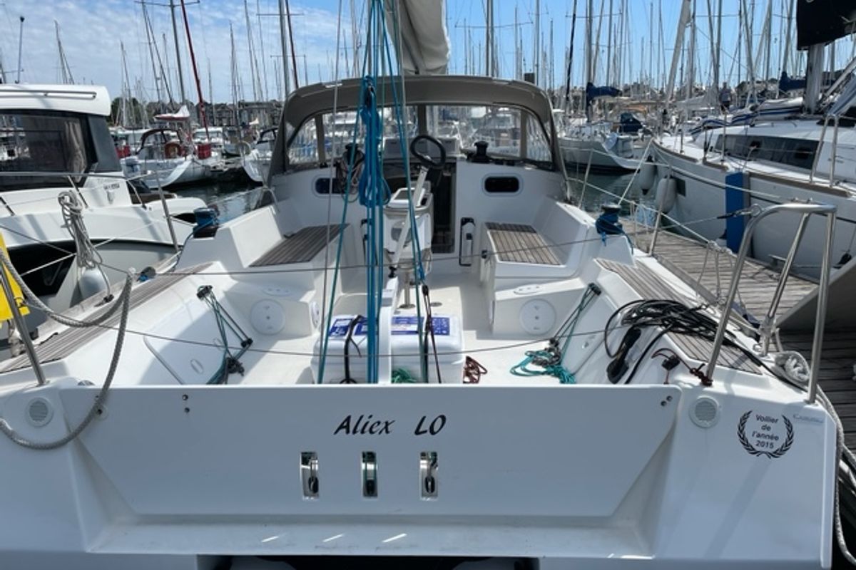 Exterior view of Aliex, a Gulet Mojito 888 sailboat at Port Navalo, France
