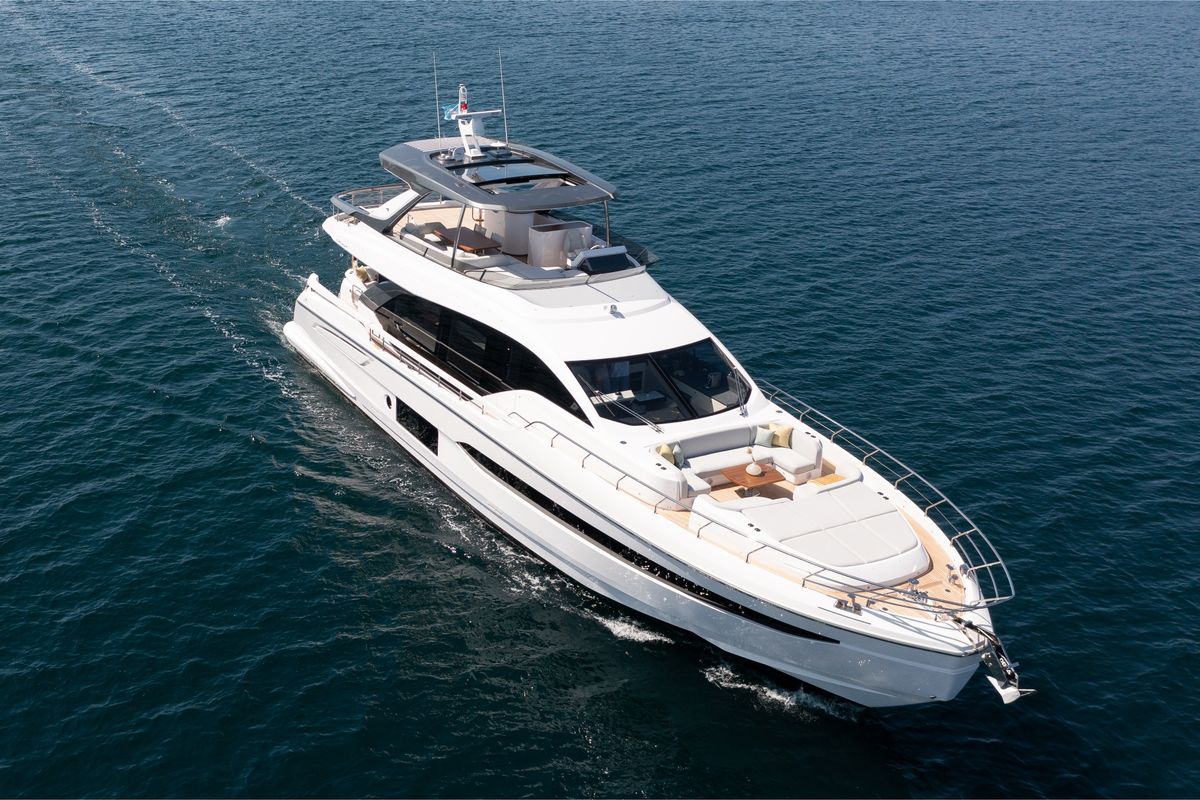 Exterior view of PREWI, a Azimut 78 Fly yacht at Grad Šibenik, Croatia