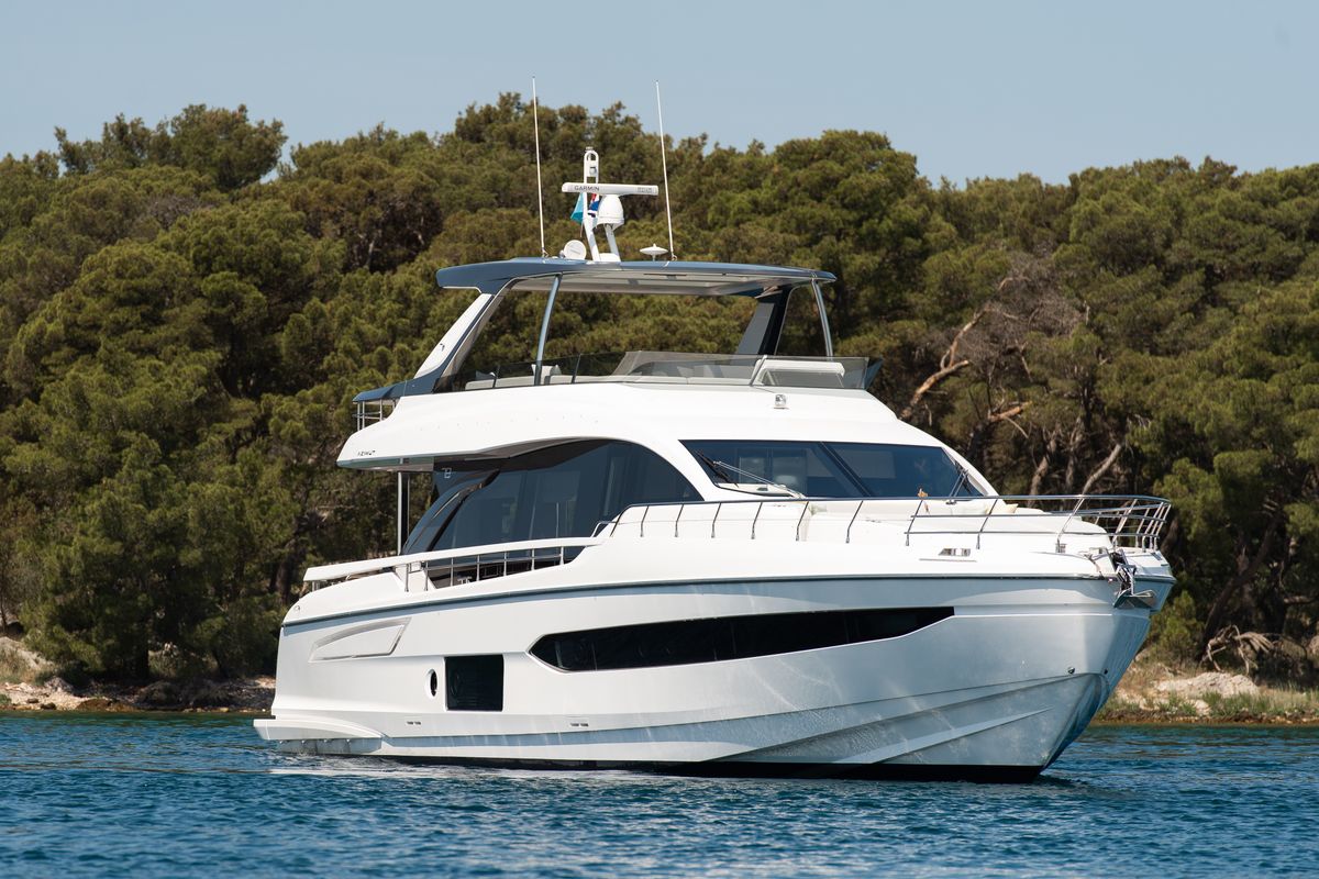 Exterior view of PREWI, a Azimut 78 Fly yacht at Grad Šibenik, Croatia