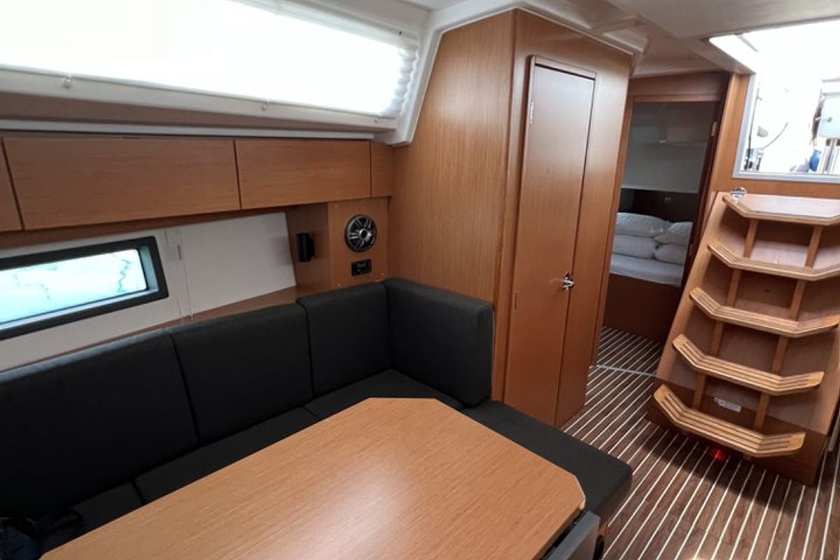 Salon of Nela, a Bavaria C38 sailboat at Pirovac, Croatia