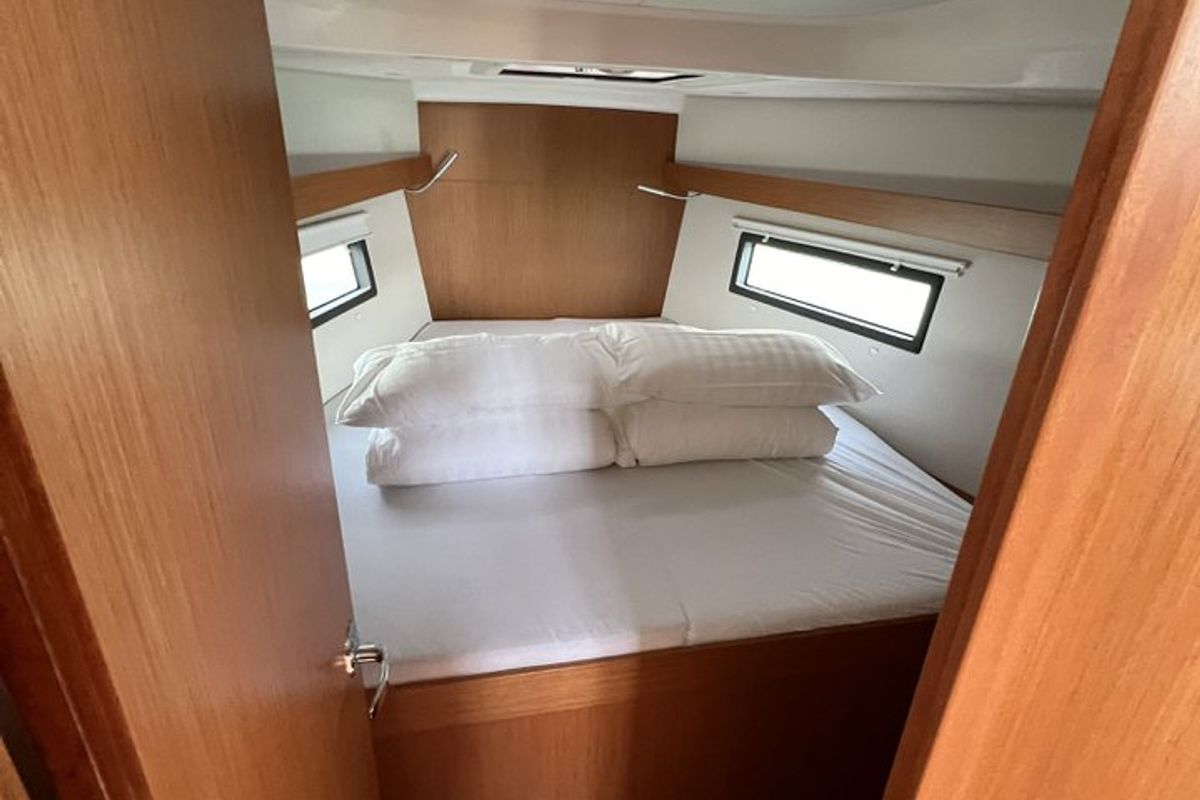 Cabin on Nela, a Bavaria C38 sailboat at Pirovac, Croatia