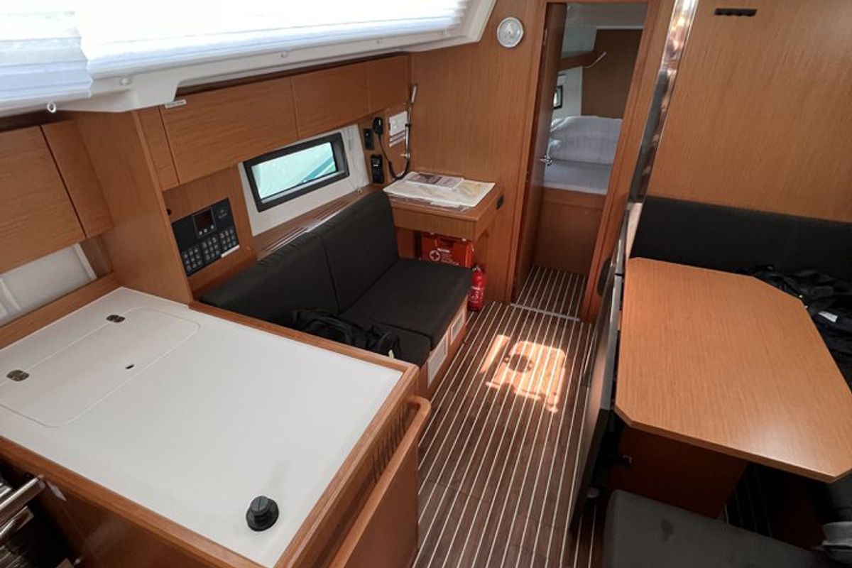 Salon of Nela, a Bavaria C38 sailboat at Pirovac, Croatia
