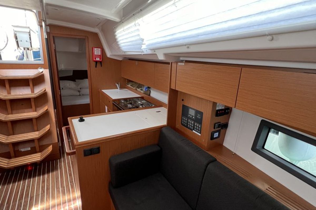 Salon of Nela, a Bavaria C38 sailboat at Pirovac, Croatia