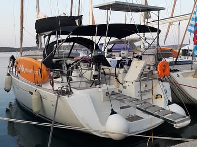 Exterior view of Sifnos 43.1, a Beneteau Oceanis 43 sailboat at Marina Delta Kallithea, Greece