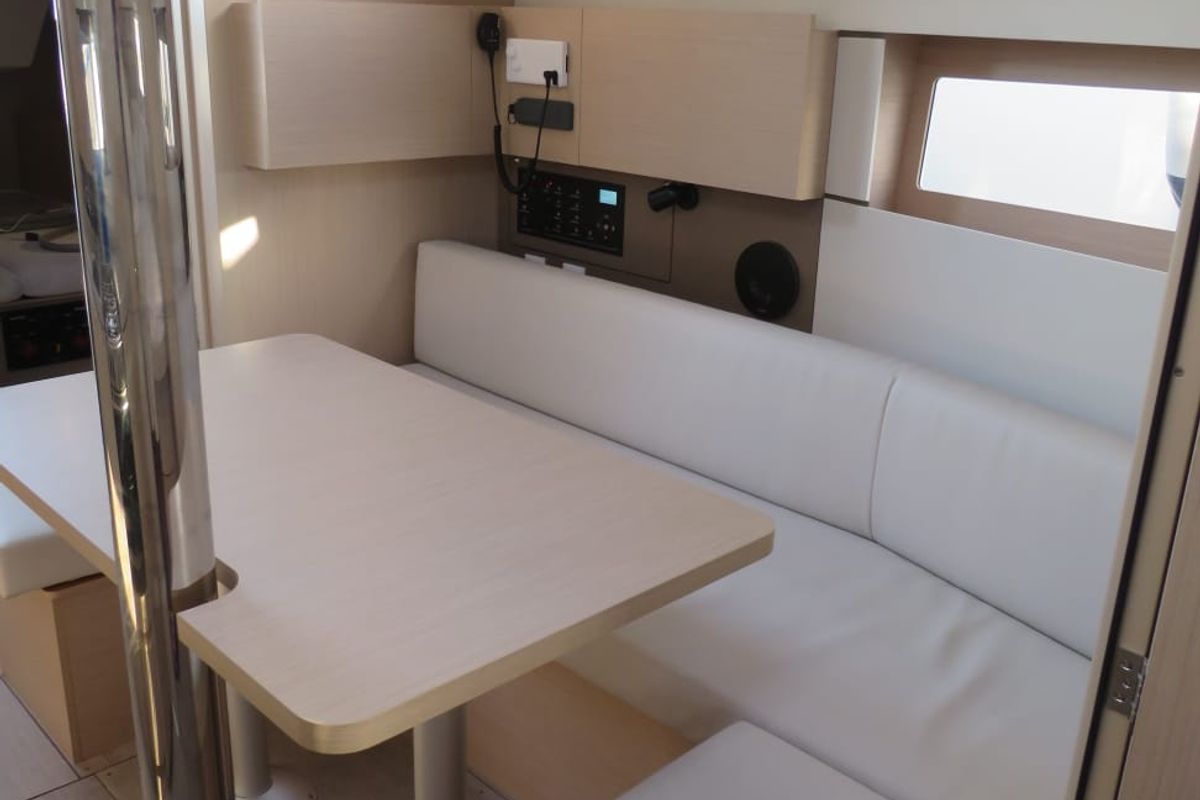 Salon of Lina, a Beneteau Oceanis 38 sailboat at Procida, Italy