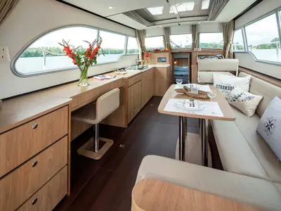 Salon of Adagio, a Linssen Grand Sturdy 35.0 Sedan other at Kinrooi, Belgium