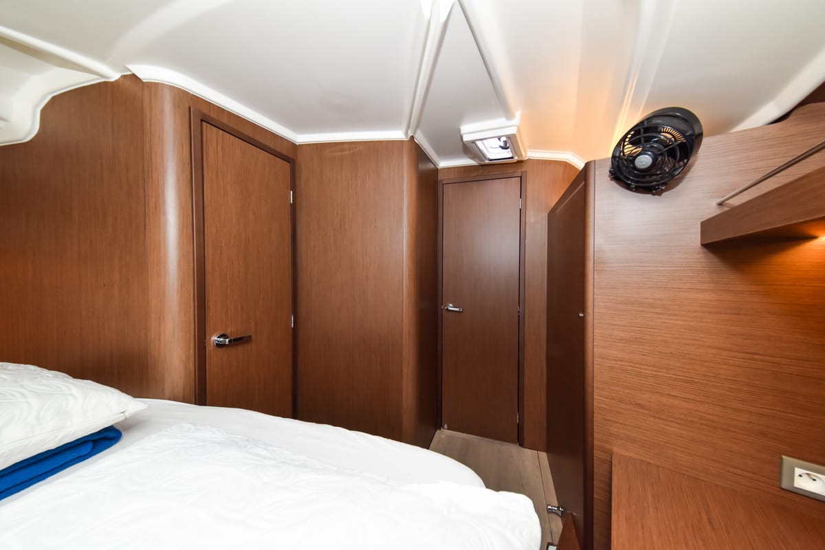 Cabin on Eylin, a Beneteau Oceanis 40.1 sailboat at Zadar, Croatia