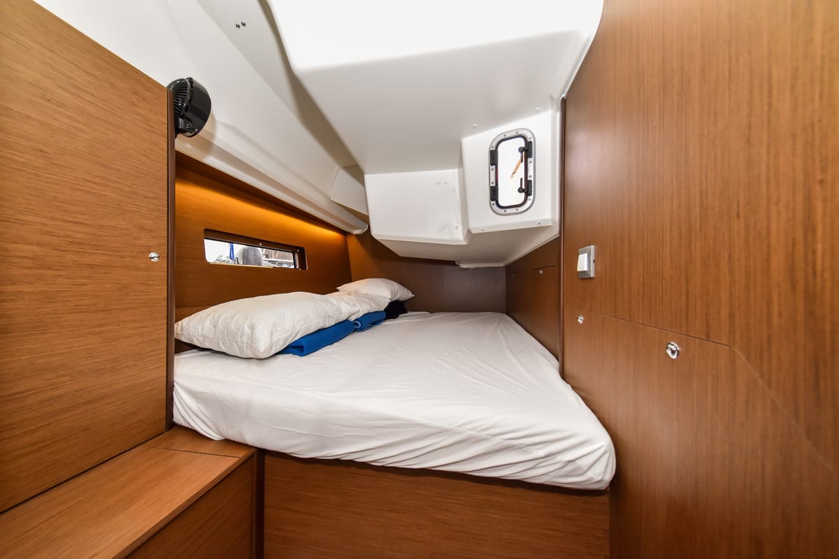 Cabin on Eylin, a Beneteau Oceanis 40.1 sailboat at Zadar, Croatia