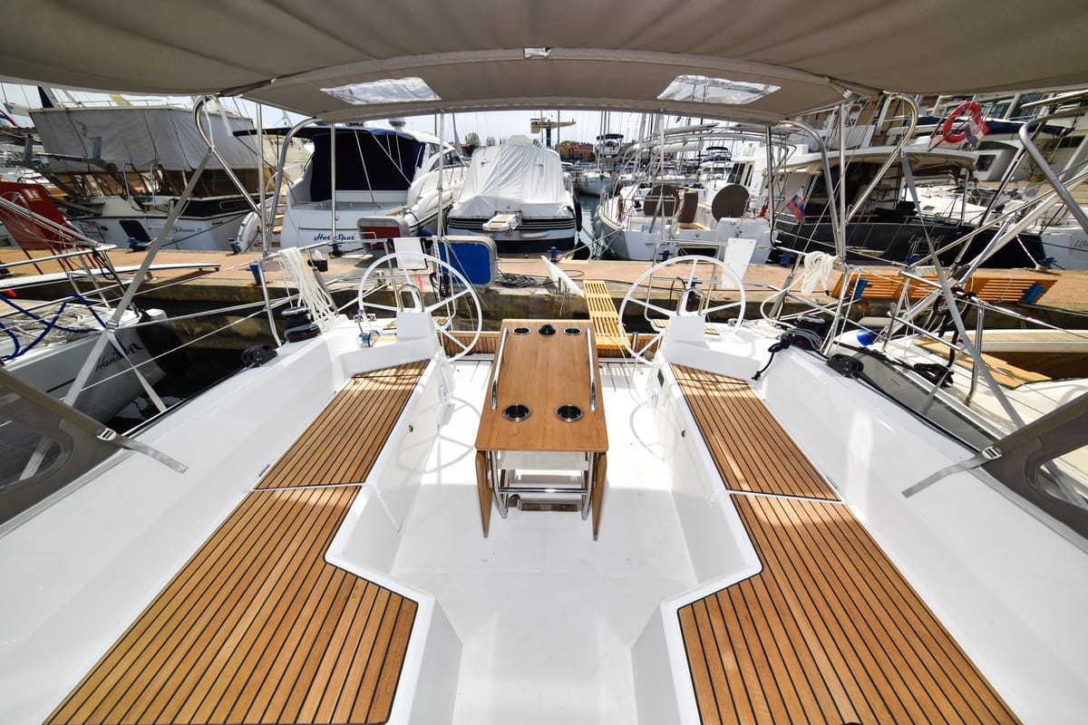 Deck of Eylin, a Beneteau Oceanis 40.1 sailboat at Zadar, Croatia