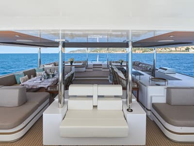 Salon of ATRAVERSIA, a Gulet x-reuse catamaran at Imperia, Italy