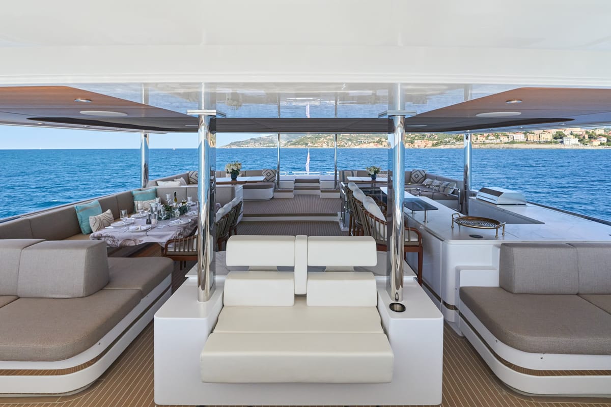 Salon of ATRAVERSIA, a Gulet x-reuse catamaran at Imperia, Italy