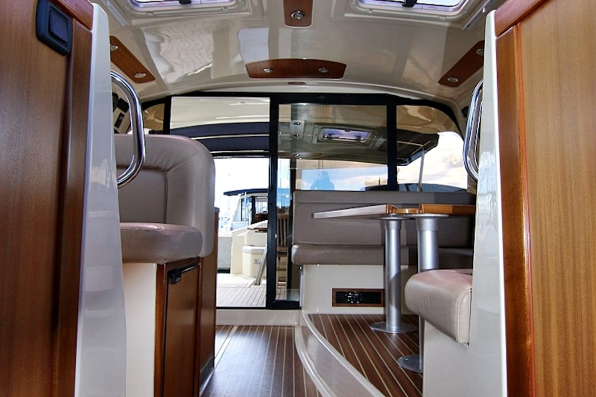 Salon of Roberta, a SAS - Vektor Adriana 44 yacht at Općina Sukošan, Croatia