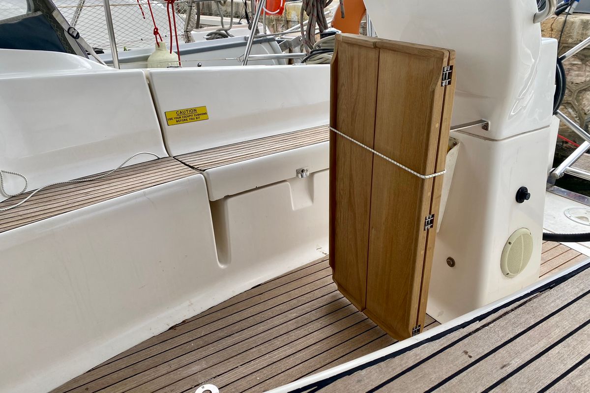 Deck of Athina, a Bavaria 32 Cruiser sailboat at Preveza, Greece