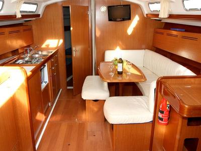 Salon of ORION XI, a Beneteau Cyclades 43.3 sailboat at Volos Municipality, Greece