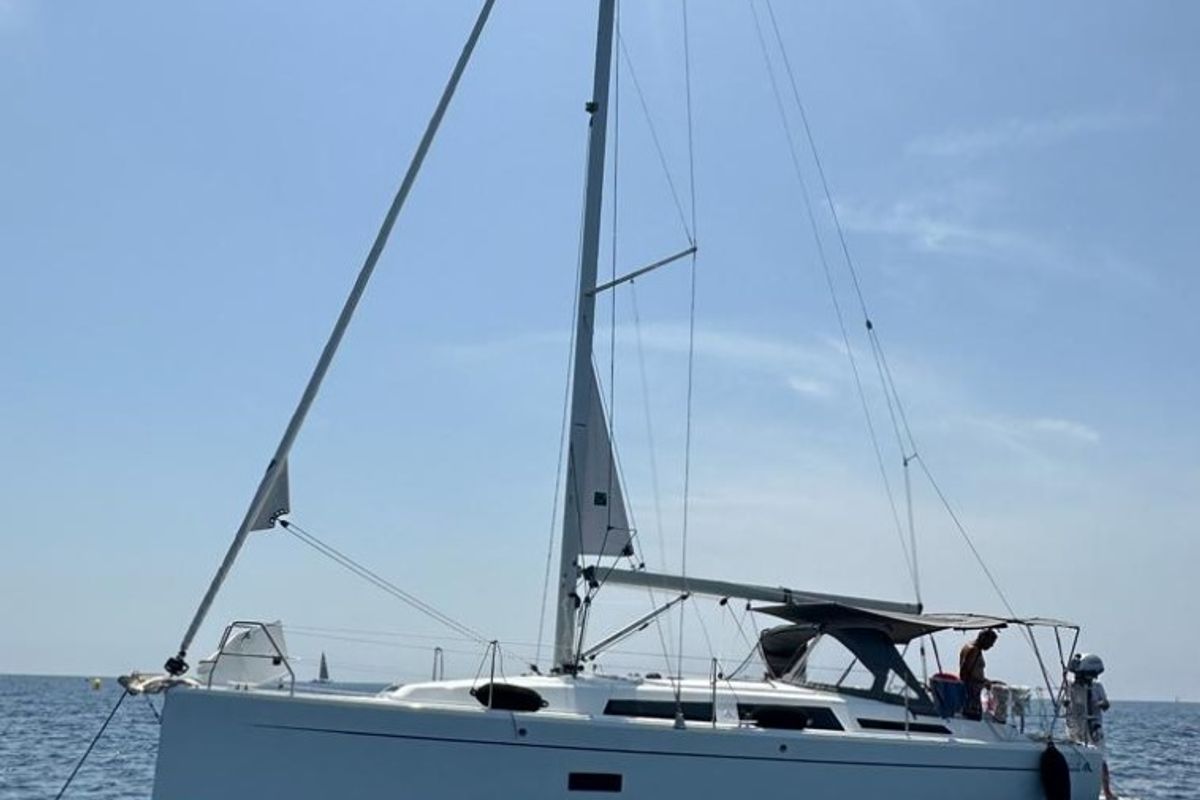 Exterior view of URSA, a Hanse Yachts Hanse 348 sailboat at Cogolin, France