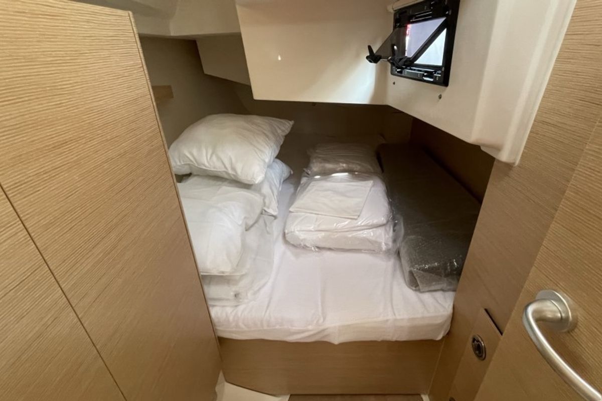 Cabin on URSA, a Hanse Yachts Hanse 348 sailboat at Cogolin, France