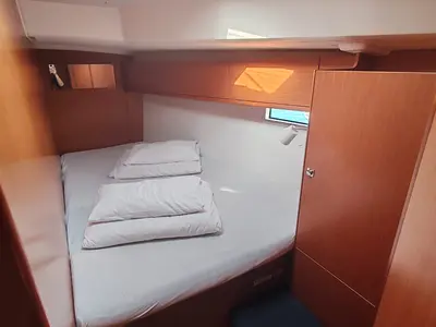 Cabin on Pleiades, a Bavaria Cruiser 46 sailboat at Općina Pakoštane, Croatia