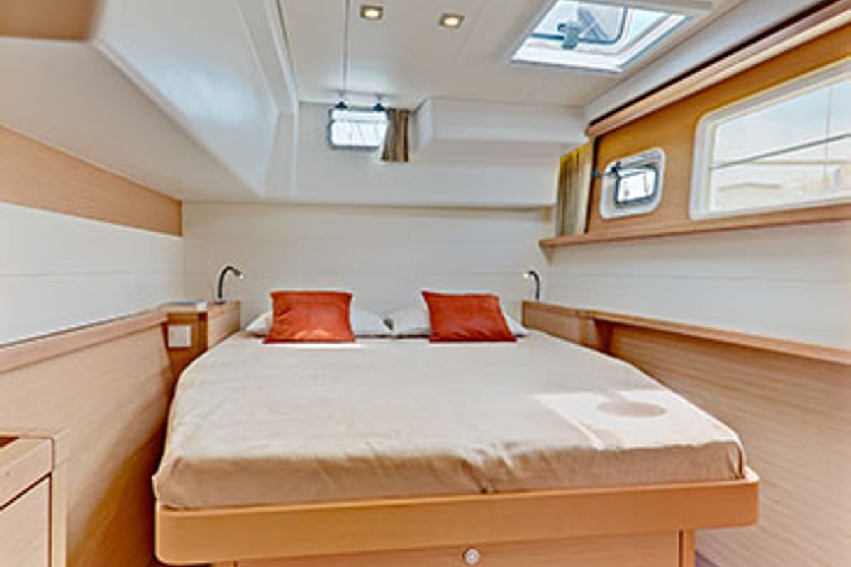 Cabin on Solva, a Lagoon 450 catamaran at Kontokali, Greece