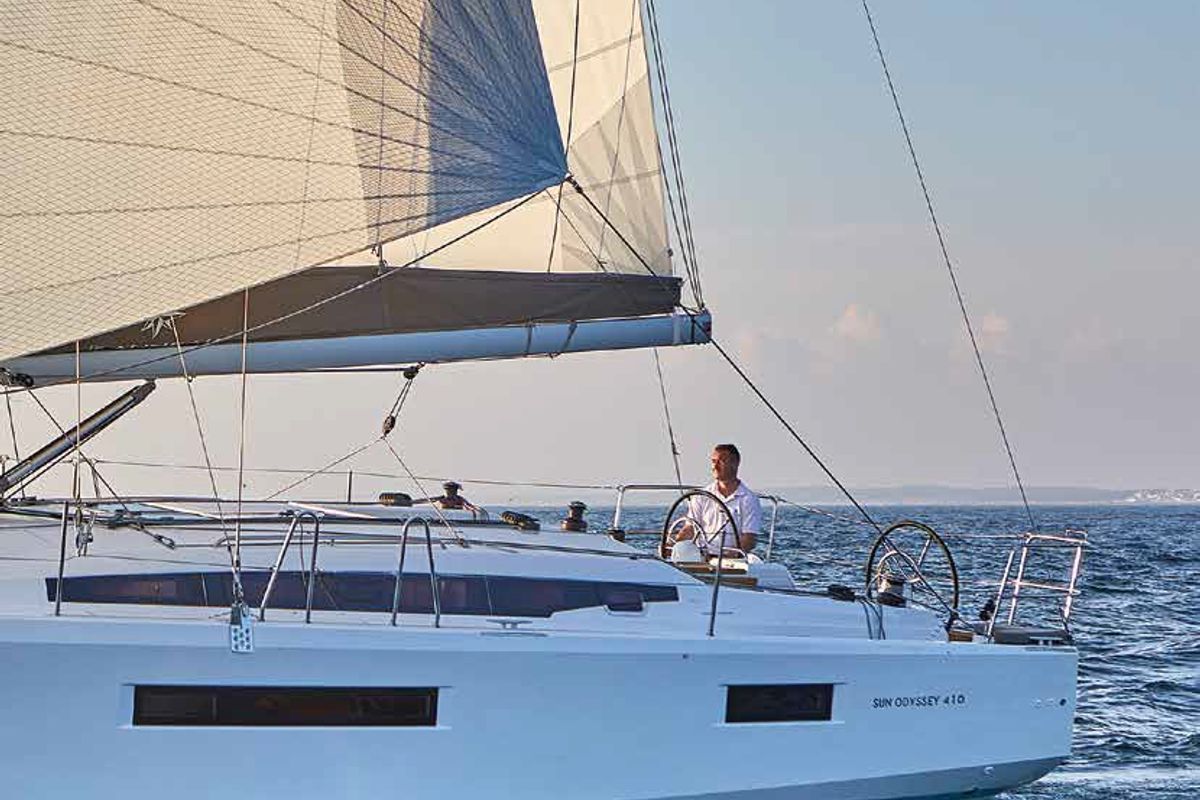 Exterior view of Nantes, a Jeanneau Sun Odyssey 440 sailboat at Capo d'Orlando, Italy