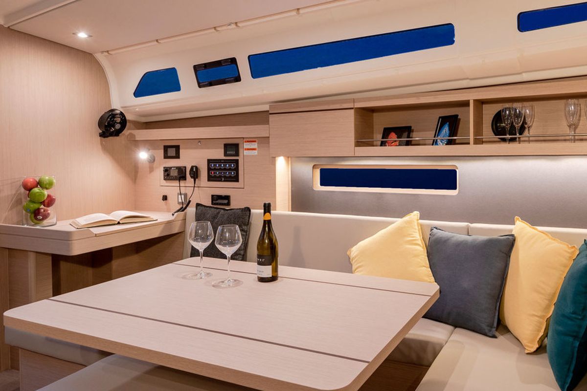 Salon of Moorings 42.3 Exclusive, a Gulet Moorings 42.3 sailboat at Marigot, France
