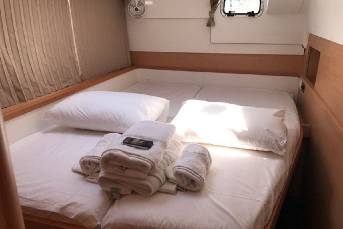 Cabin on Tulip, a Lagoon 400 S2 catamaran at Lavreotiki Municipal Unit, Greece