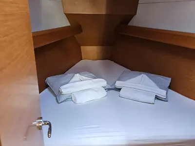 Cabin on Tequila Sunrise, a Jeanneau Sun Odyssey 389 sailboat at Skradin, Croatia
